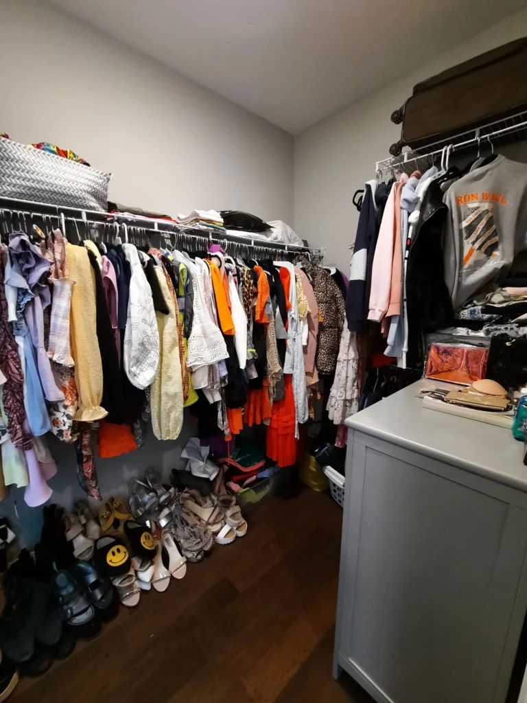 Move-out cleaning service for a student housing in auburn al apartment near Auburn University